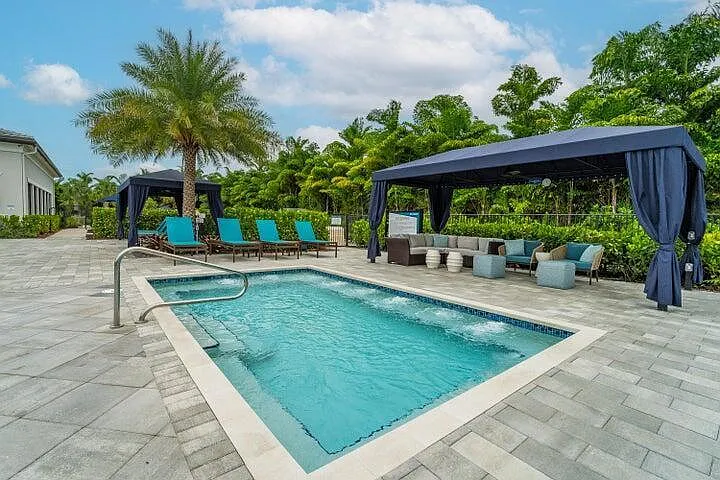 12832 Veneto Springs Dr — Photo 54