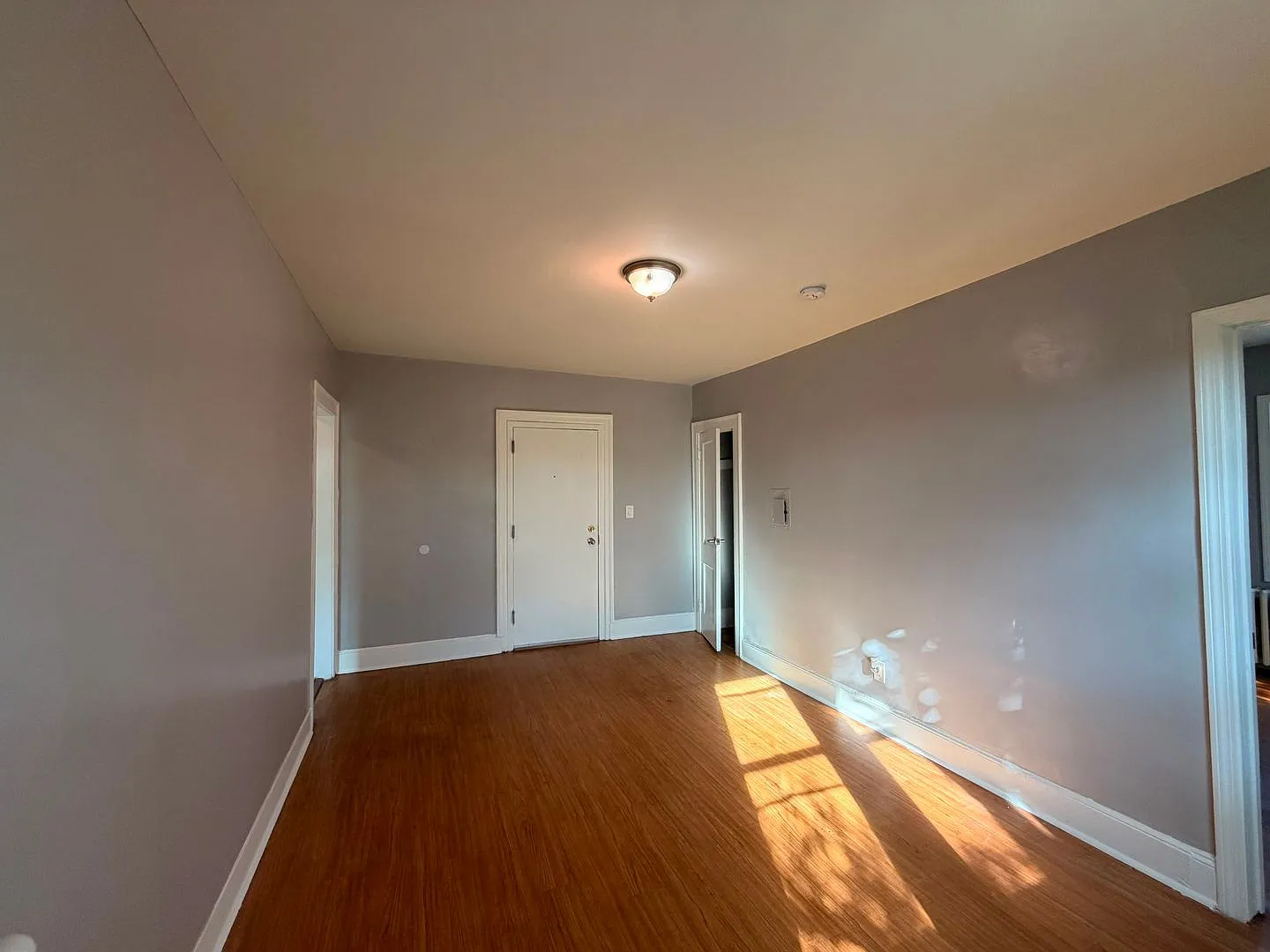 308 Main st — Photo 3