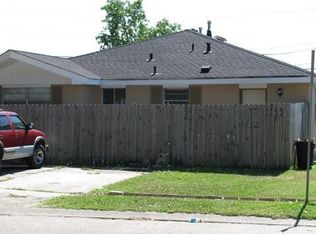 2728 Longwood Dr, Metairie, LA 70003