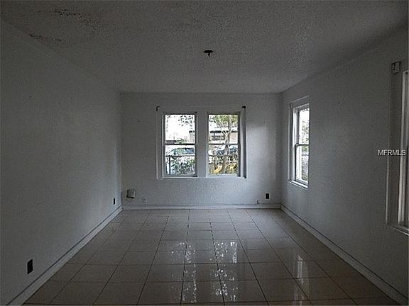 5th image of 1908 W Kirby St