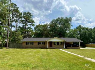 617 Garrett St, Brewton, AL 36426