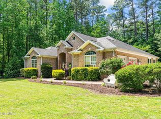 1703 Columbine Rd, Sanford, NC 27330