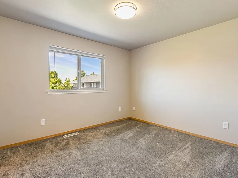 Parkview Apartments Your Next Home Awaits! — Photo 52