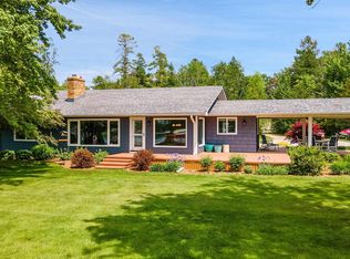 3700 E Duck Lake Rd, Grawn, MI 49637