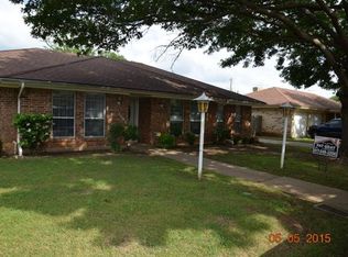 7505 Pinehurst Dr W, Fort Worth, TX 76134