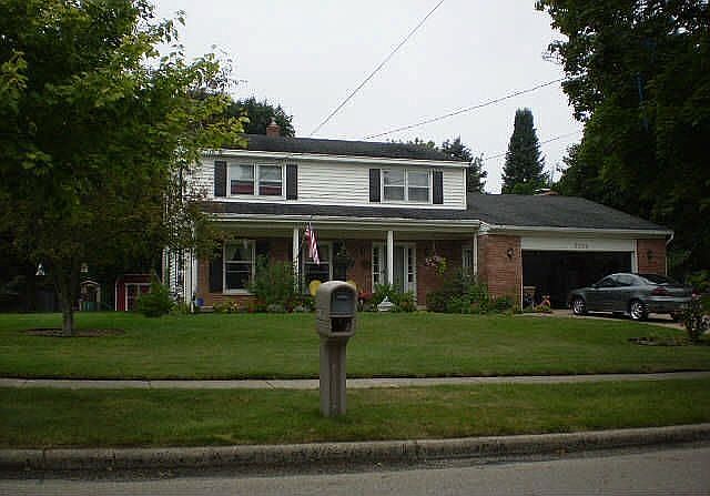 1st image of 2250 Blueberry Dr NW