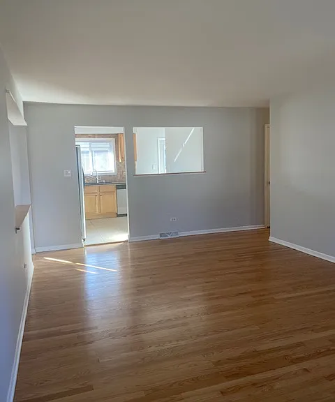 719 McKinley Ave — Photo 3