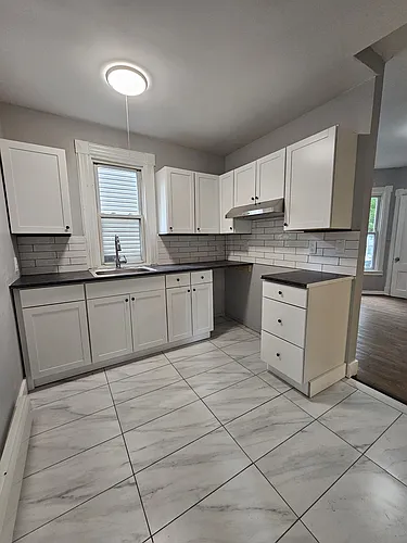 108 Dewitt St #1A Photo 1
