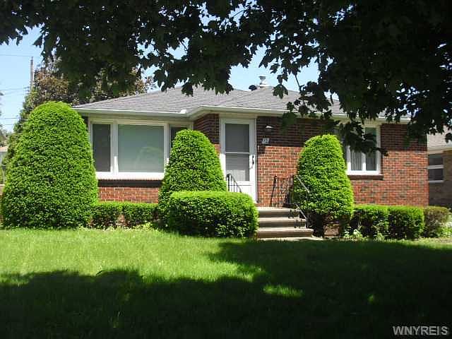 1st image of 12 Victoria Blvd