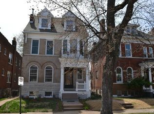 2808 Victor St, Saint Louis, MO 63104