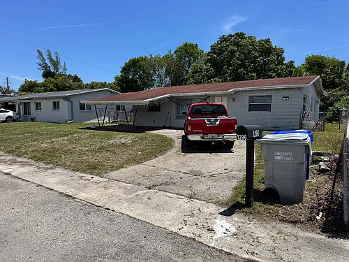 1296 NW 24th Ave Photo 1