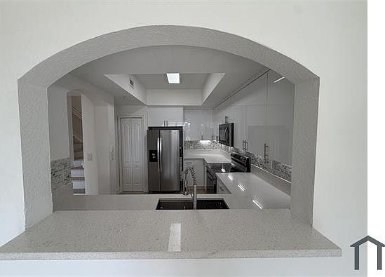 5th image of 8814 W Flagler St APT 201