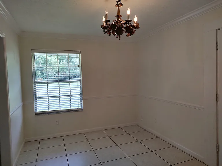2613 Killarney Way — Photo 16
