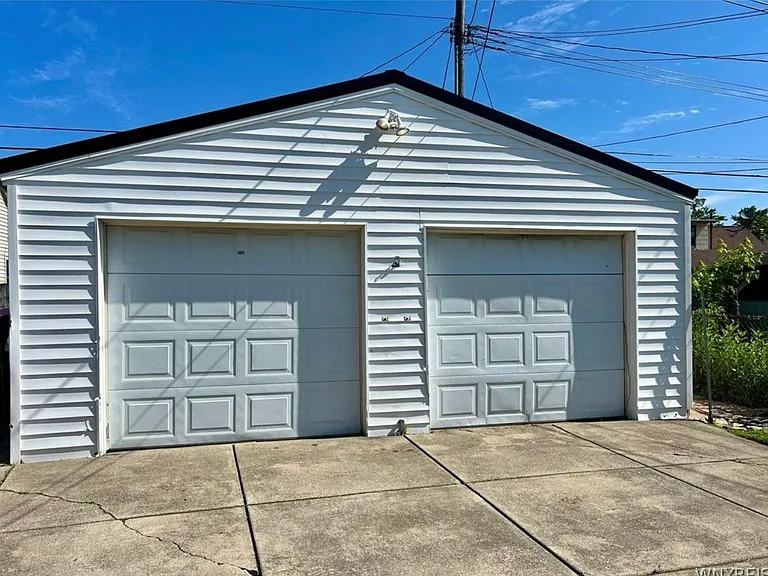 264 Meadowlawn Rd — Photo 10
