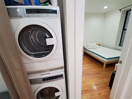 Rented by Compass | media 27