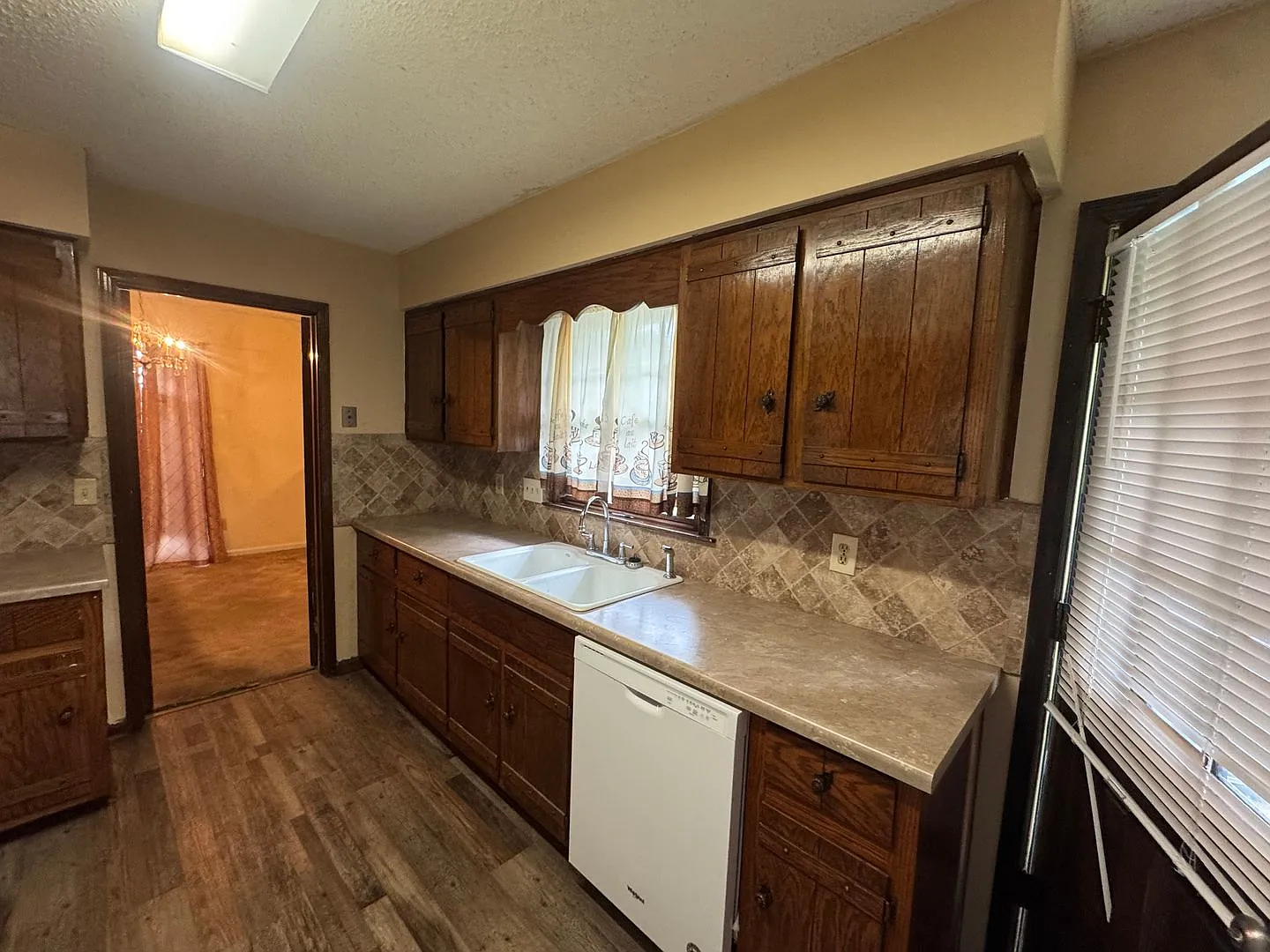 Home in Spring Valley — Photo 4