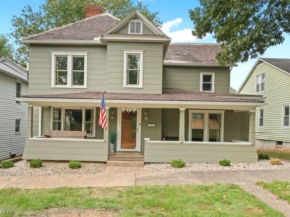 707 8th St, Marietta, OH 45750