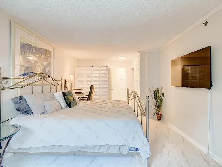 3221 S Ocean Blvd #505 — Photo 19