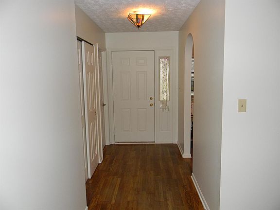 2nd image of 7661 Winding Creek Dr