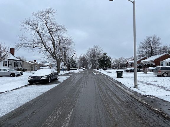 5th image of 341 Northwood Dr
