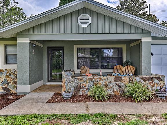 2nd image of 3369 N Tamarisk Ave
