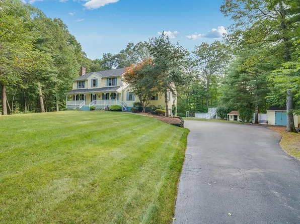 14 Santom St, Auburn, MA 01501