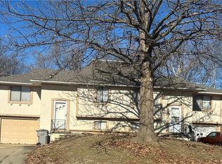 2826 N 81st Ct, Kansas City, KS 66109