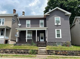 605 Walnut St, Irwin, PA 15642
