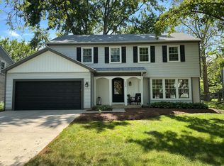 2229 Woodland Cir, Naperville, IL 60565