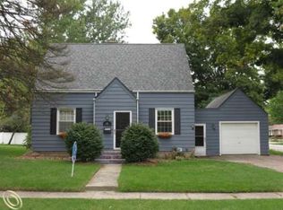 141 Riddle St, Howell, MI 48843