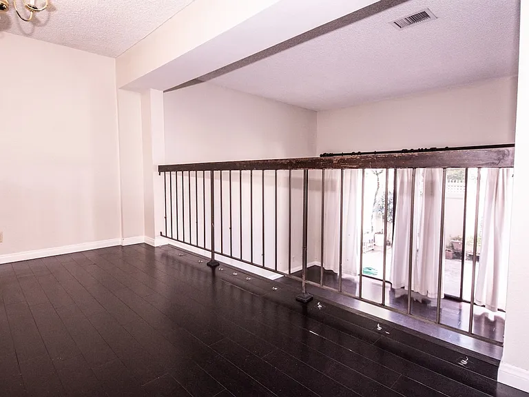 848 W Huntington Dr #28 — Photo 17