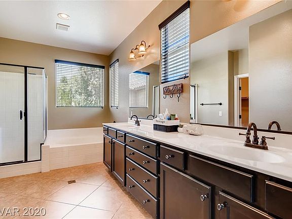 4th image of 2736 Council Crest Ct