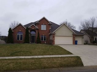 3047 Navajo Xing, New Haven, IN 46774