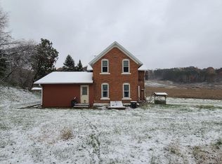 N24125 Wayside Ln, Ettrick, WI 54627