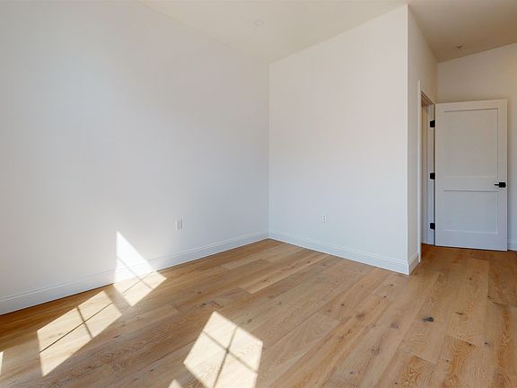 3rd image of 580 Palisade Ave #203