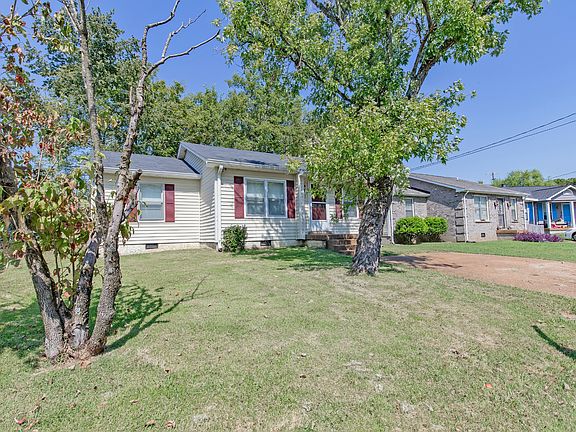 2nd image of 857 Heritage Cir