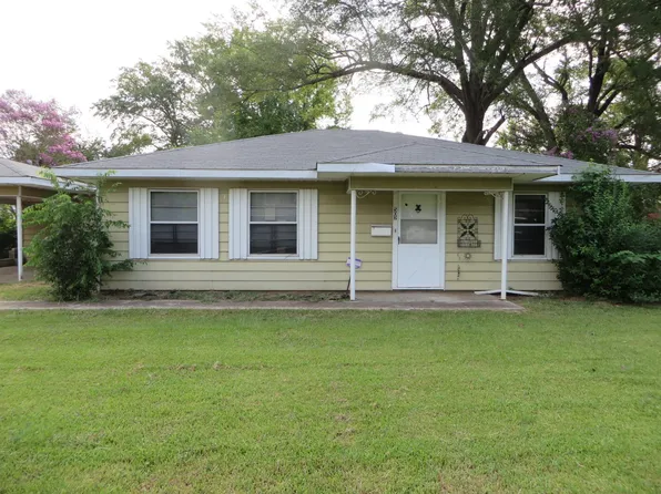 502 S Spruce St, Vivian, LA 71082