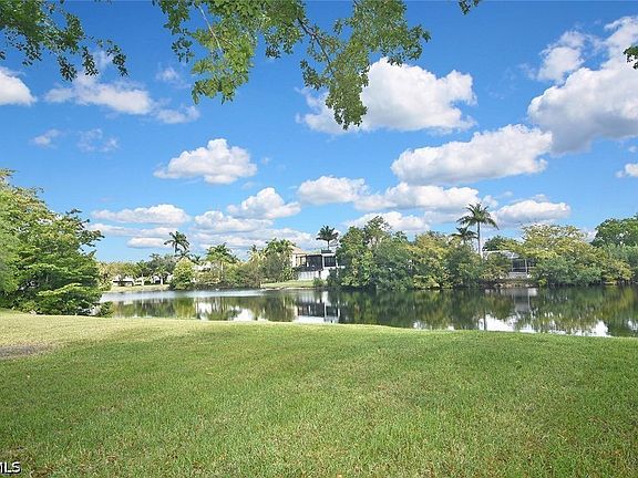 3rd image of 7226 Hendry Creek Dr