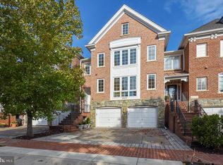 43472 Castle Harbour Ter, Leesburg, VA 20176