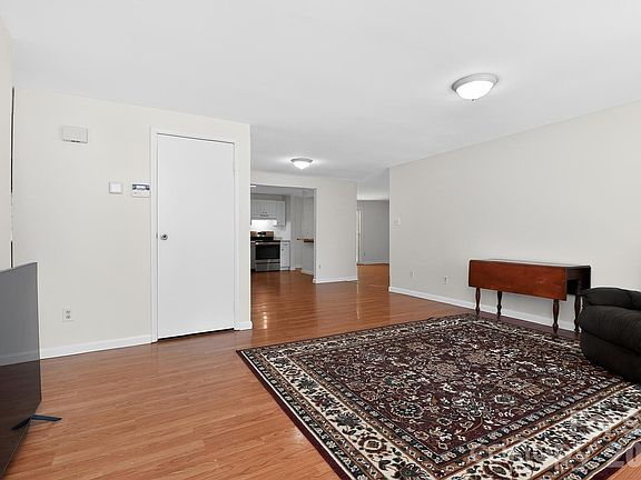 3rd image of 5112 Split Oak Dr