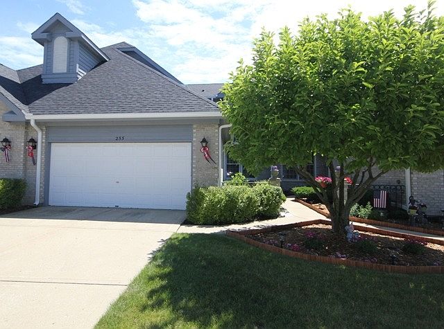 1st image of 255 Benton Ln