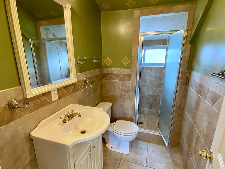 2223 Noble St — Photo 21
