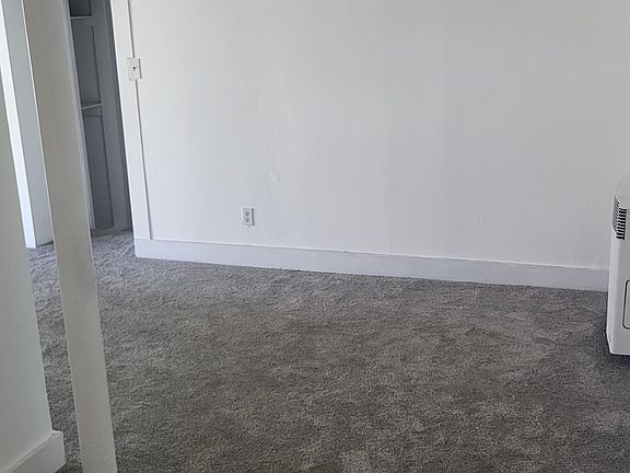 4th image of 23 1/2 Locust Park #A