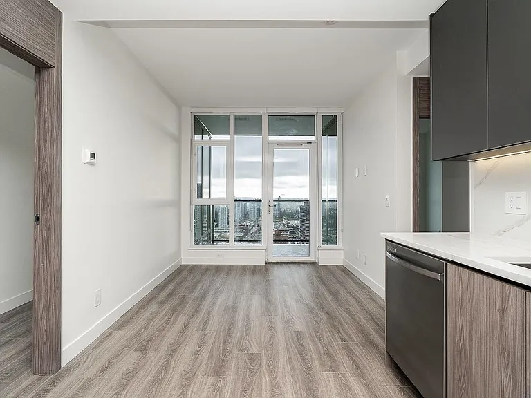 10750 135a St #4205 — Photo 9