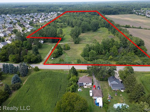 3rd image of Vac Will Carleton Flat Rock