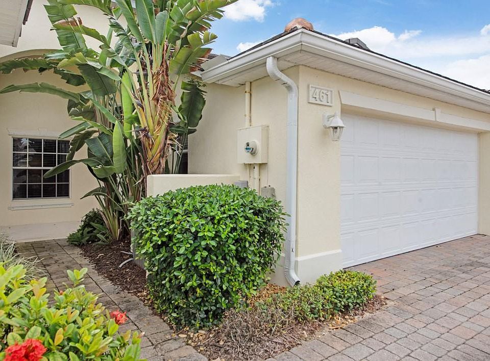 1st image of 461 Moray Pl