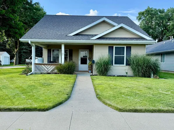 1107 B Ave W, Oskaloosa, IA 52577