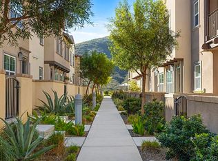 861 Blackstone Dr, San Marcos, CA 92078