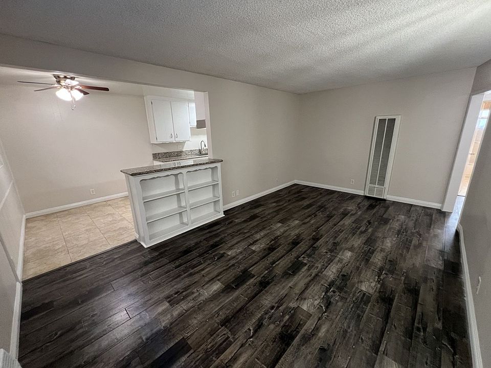 1st image of 327 N Isabel St APT 4