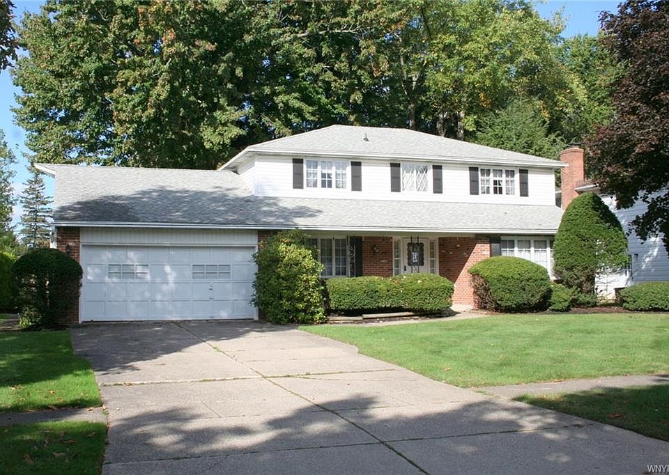 1st image of 53 Chaumont Dr